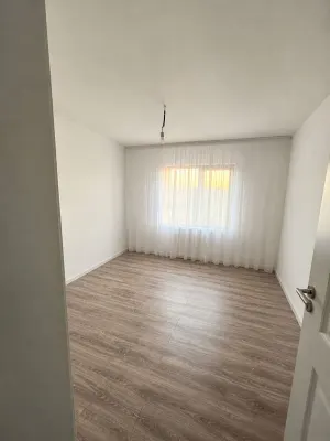 Apartament 4 camere - imagine 5