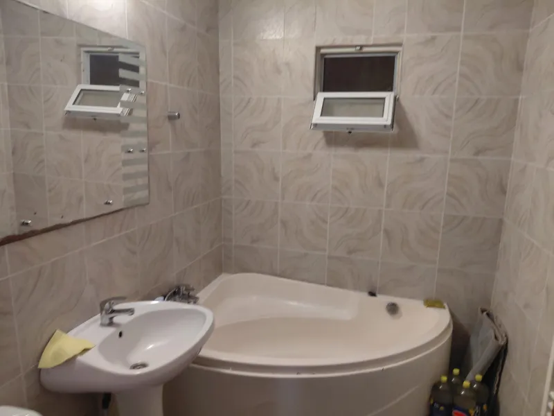 Apartament 3 camere, zona E3, Tulcea - imagine 1