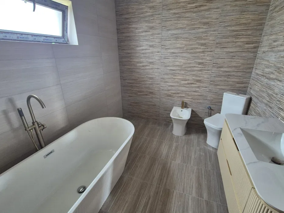 Casa de vanzare, Craiova, Vila Damila la intrare in cartier - imagine 1