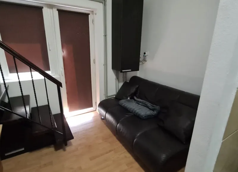 Proprietar, vând apartament 4 camere, București, sector 4 - imagine 1