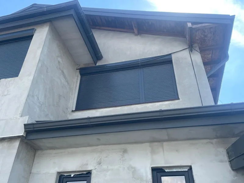 Vilă individuală P+E+Pod 5 camere Teren 250 mp Bragadiru   Cartier Eminescu - imagine 1