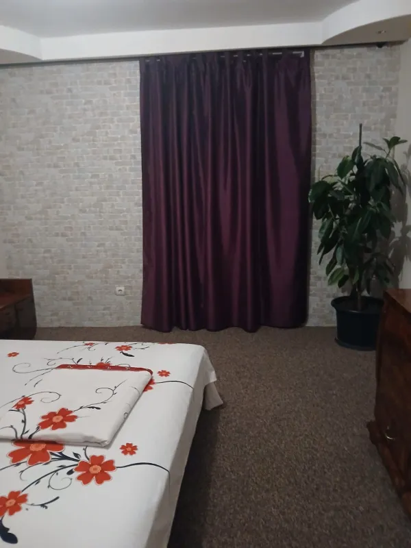 Periș jud Ilfov ( zona Snagov-Balotesti - Saftica) vand/ schimb/ inchiriez la muncitori vila 180 m2 utilata si mobilata - imagine 1