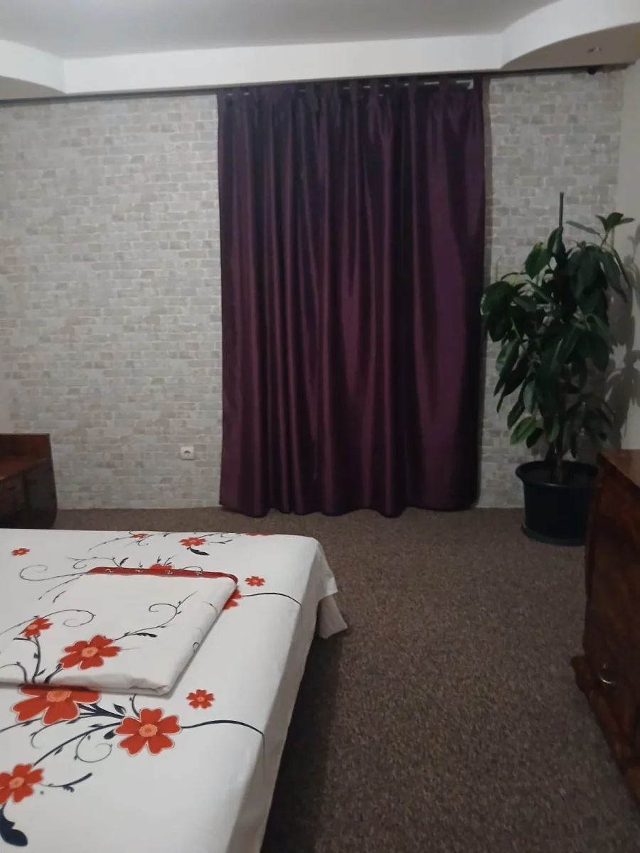 Periș jud Ilfov ( zona Snagov-Balotesti - Saftica) vand/ schimb/ inchiriez la muncitori vila 180 m2 utilata si mobilata - imagine 1