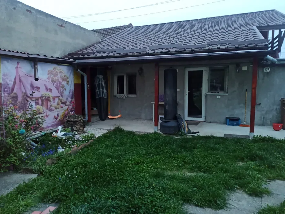 Vand casa 3 camere in bujac, nu accepta credit ipotecar, 540 mp teren, - imagine 1