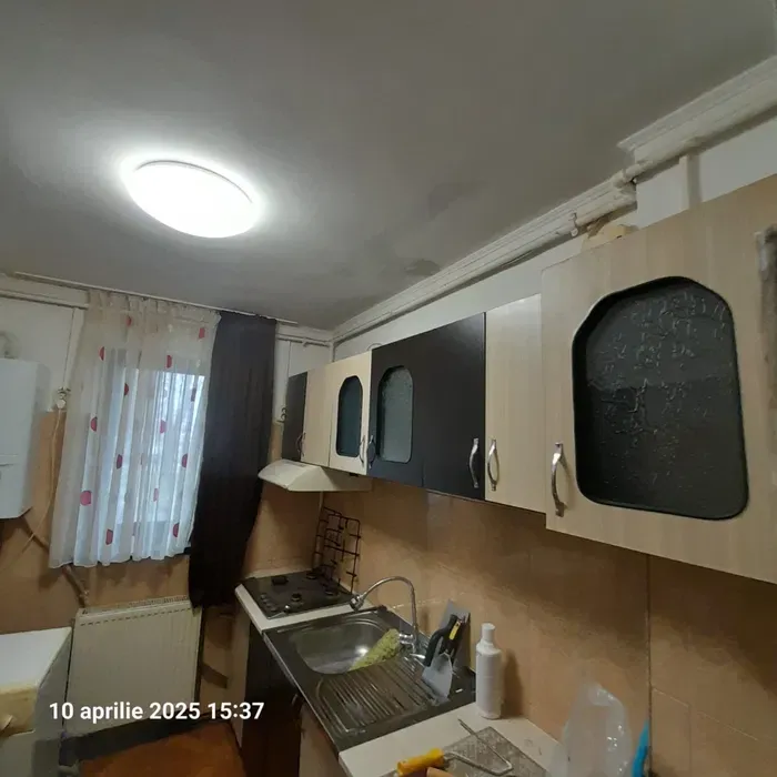 Chirie Apartament 2 Camere Parter Onesti - imagine 1