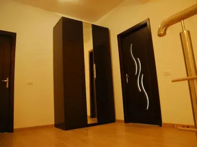 Cornetu vila tip duplex, 3 camere+living+ bucatarie+ 2 bai+terasa - imagine 2