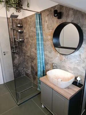 Casa 2025 P+ 1E+ pod +beci +grădină + locuri parcare Visan , Iași -310.000 E tva inclus - imagine 6